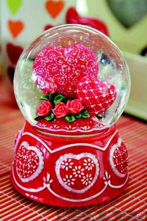 �Ҿ���Ʒ�b�c(di��n)���˹�(ji��)��һ��