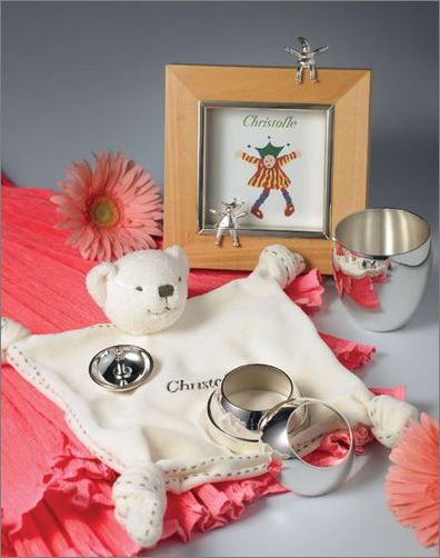 ��ͯ�Ʒ�Ҿ�С���A��ĸ���P(gu��n)��