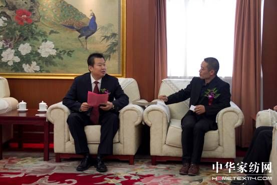 Ї(gu)(jng)(j)̼D(zhun)cɳm(x)l(f)չ(hu)