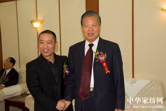 Ї(gu)(jng)(j)̼D(zhun)cɳm(x)l(f)չ(hu)