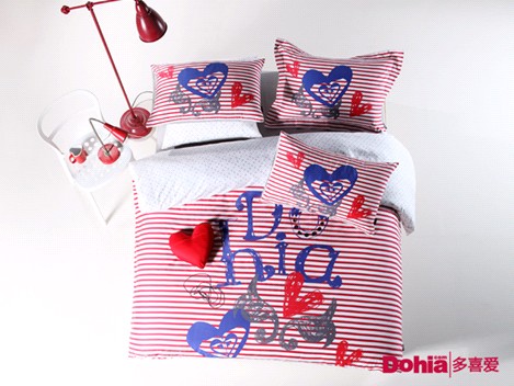 ϲƷУɫ֮;L(fng)д