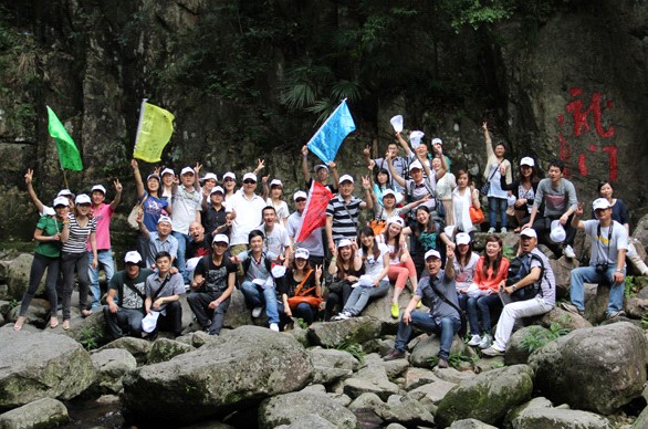 �������M(j��n)���Ӊ�(m��ng)�R�F(tu��n)�(du��)��չһ����Ӗ(x��n)�I(y��ng)֮������{��