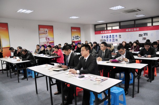 Ϸ2013괺(ji)F(tun)ݕ(hu)ڜe