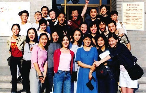 教授憶96級(jí)明星班:趙薇曾丟準(zhǔn)考證