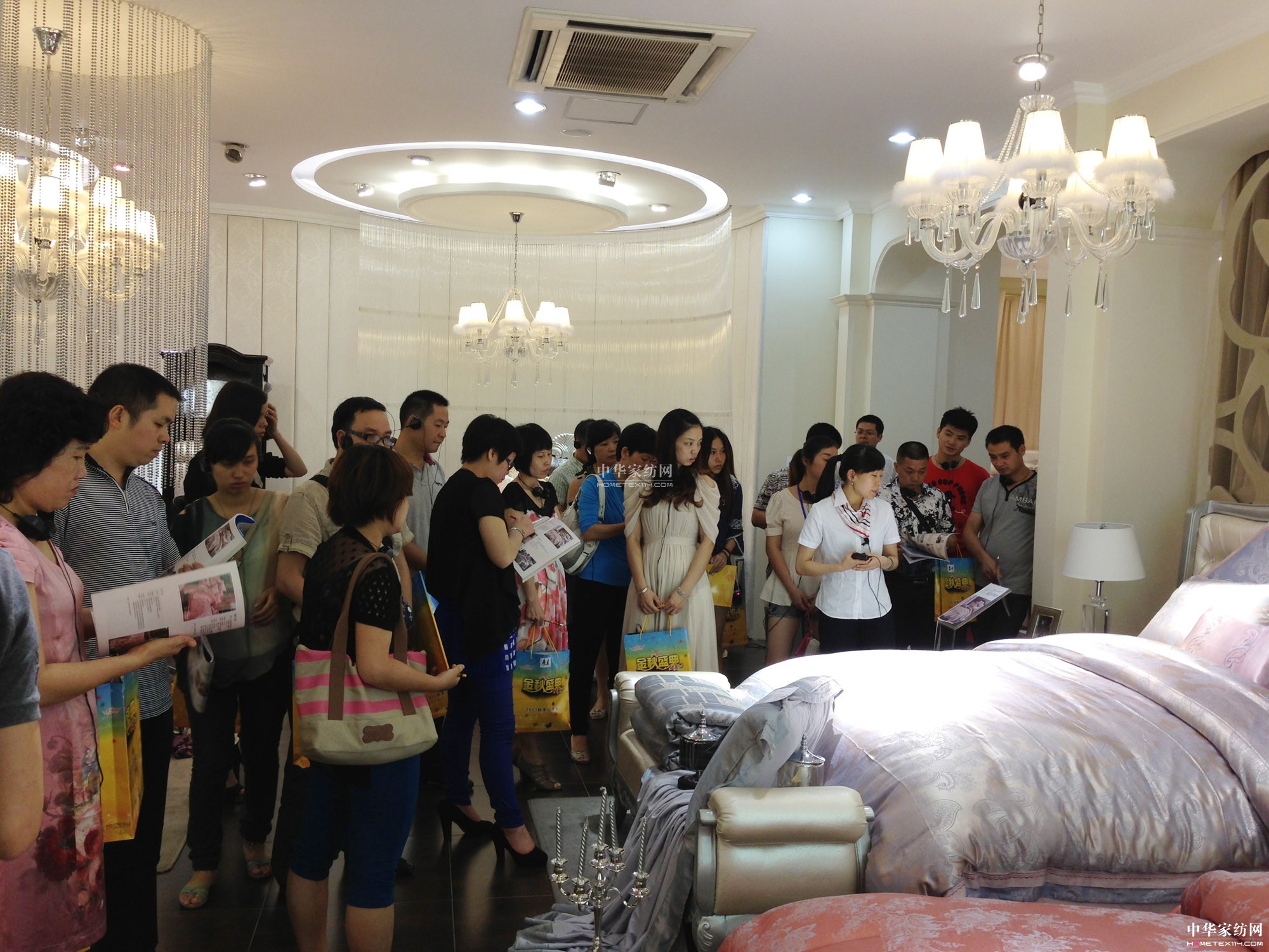 ˹2013ﶬӆ؛AMY(ji)