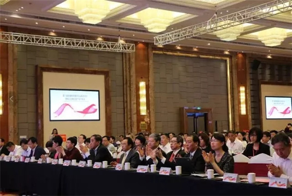 r(sh)пƼcf(xi)ͬ(chung)¡ (tng) (tng)Ї(gu)bI(y)һ(dng)ߺϽzI֮·a(chn)I(y)(du)ӕ(hu)ϵ