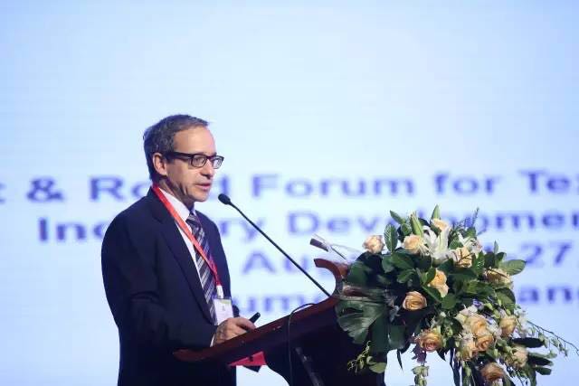 䁾̈́(chung)¡Gɫɳm(x)l(f)չ½z·2017һһ·ba(chn)I(y)l(f)չՓڞľR_