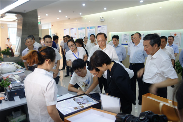 ȫИI(y)Ҽ|(zh)ӆTM(jn)Ї•ͨTе|(zh)(ji)_Ļʽ19e