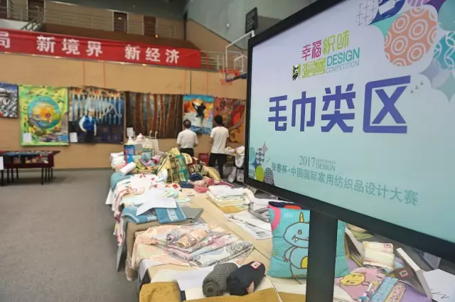 Ҹζϯͨ300Ҽa(chn)ƷŮ