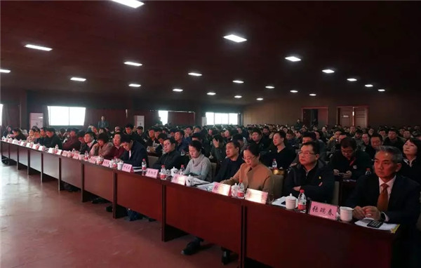 MꖿhëИI(y)f(xi)̄Յf(xi)_