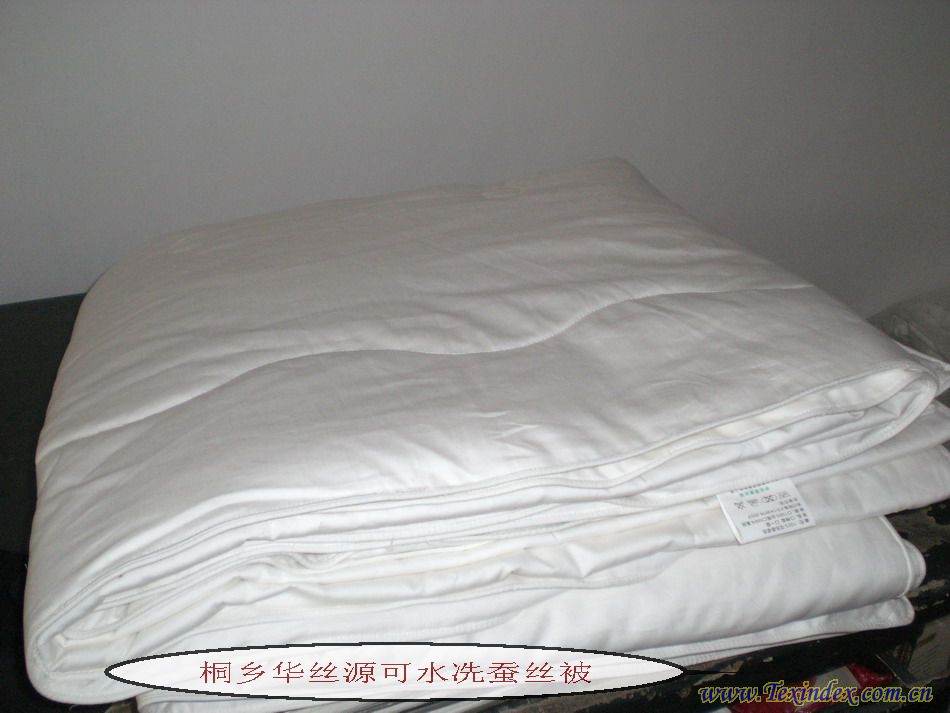 夏涼蠶絲被 規(guī)格200*230,180*220 用途被子 成份桑蠶絲