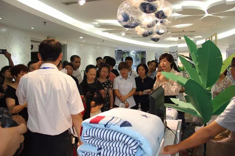 Ʒ•Ҽ2019ﶬƷl(f)(hu)AMչ