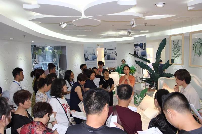 Ʒ•Ҽ2019ﶬƷl(f)(hu)AMչ