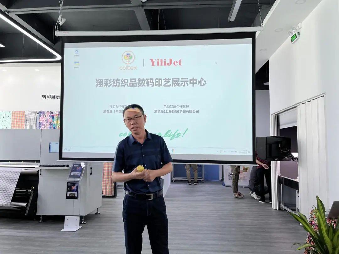 ʼƷ(sh)aӡˇչʾĳɹĻF(xin)(chng)l(f)ذƷ